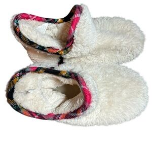 Dearfoams Girls Slipper Boots in Ivory with Pink